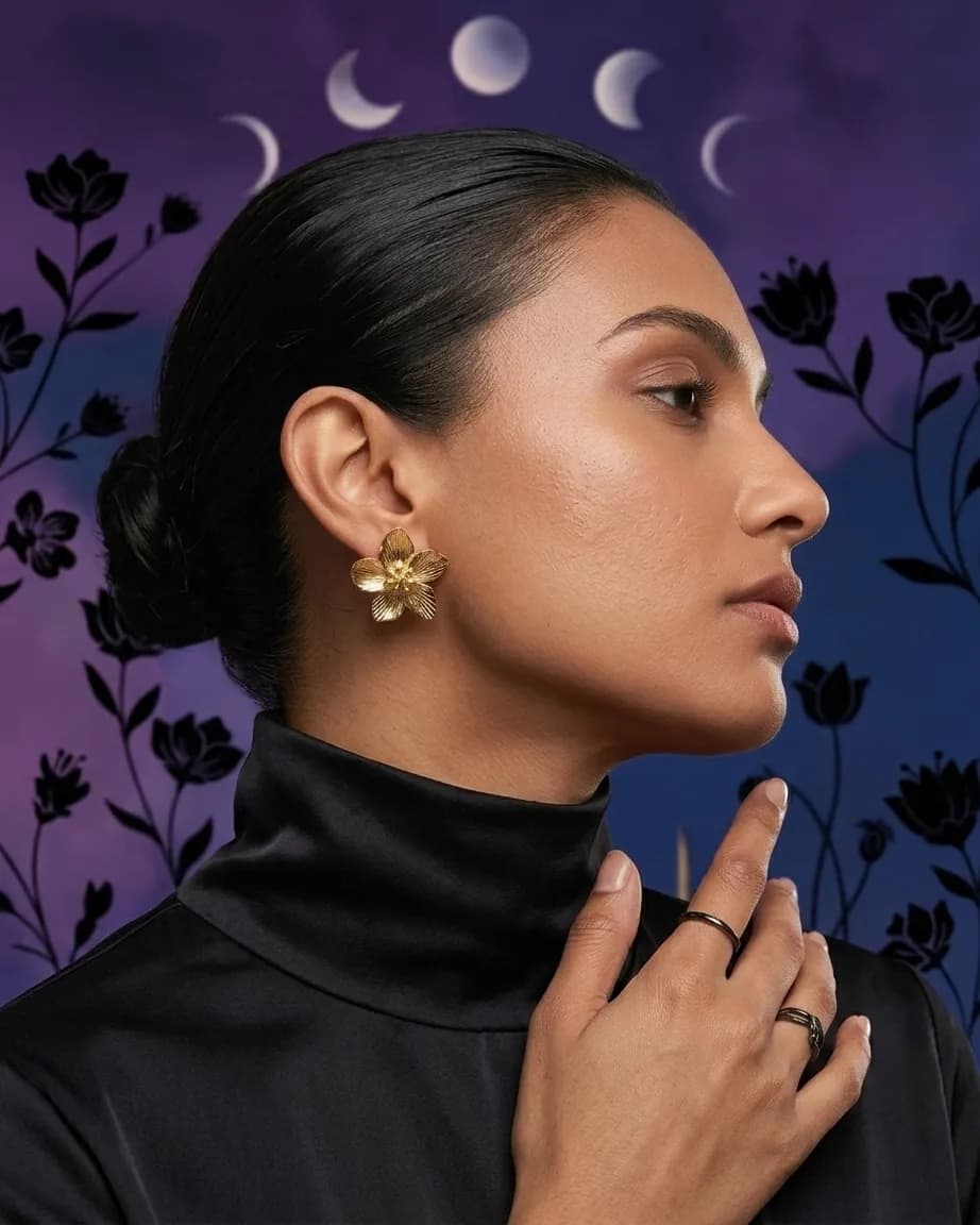 Niyanara Golden Bloom Stud Earring