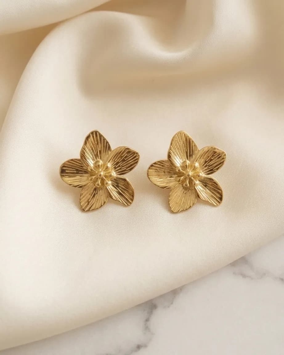 Niyanara Golden Bloom Stud Earring