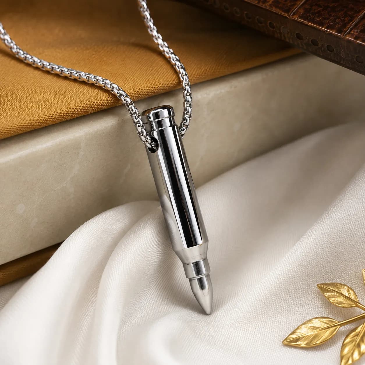 Niyanara Bullet Chain Pendant – Bold Edge