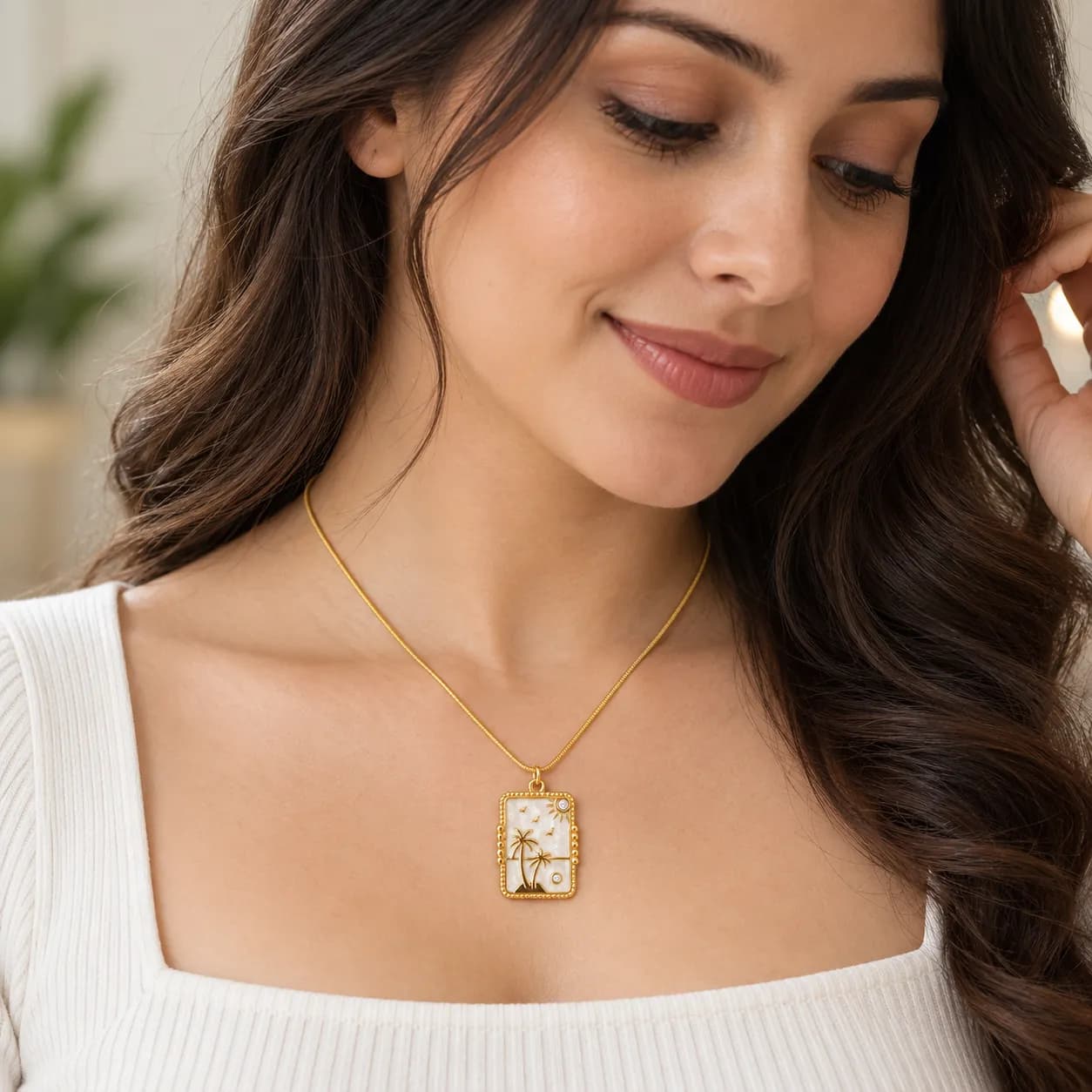 Niyanara 316L Stainless Steel PVD Gold Plated Palm Tree Pendant with Neckchain for Women