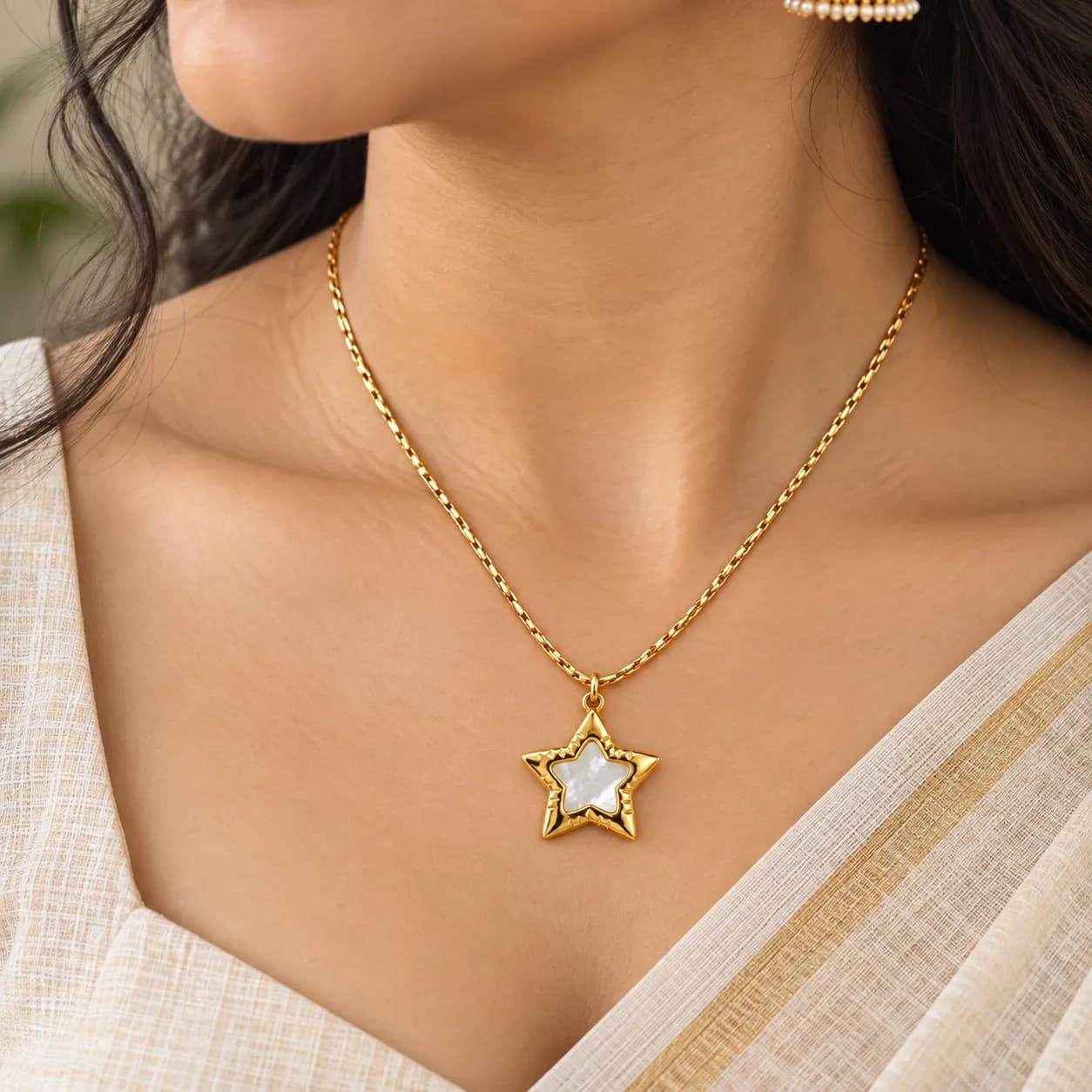 Niyanara 316L Stainless Steel 18K PVD Gold Plated Star Mother of Pearl Pendant Neck Chain for Women