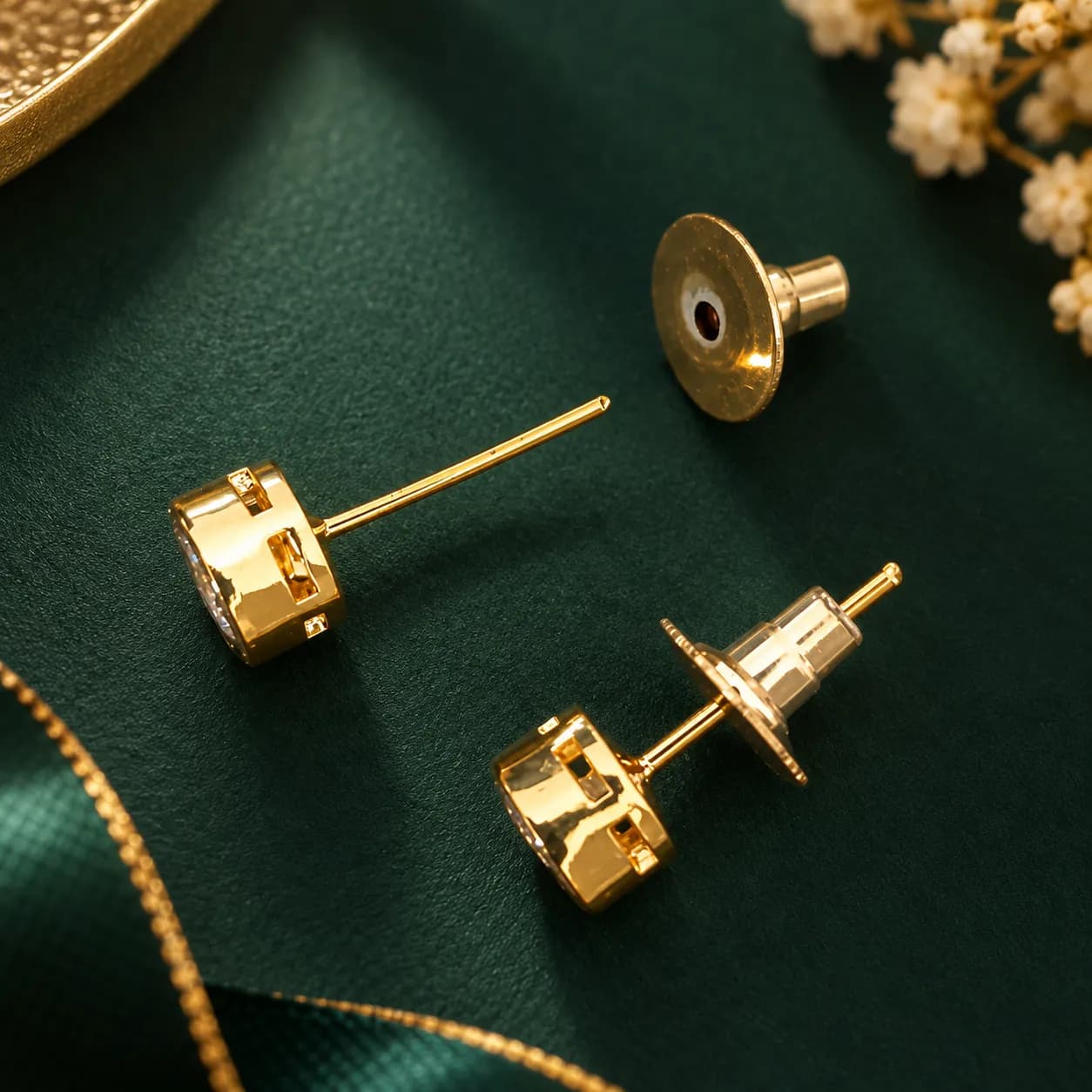 18K Gold-Plated Brass Zircon Solitaire Necklace & Stud Earrings Set